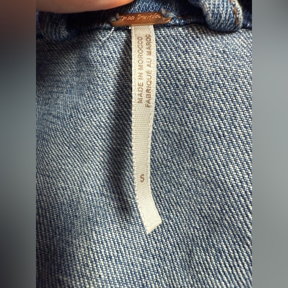 Free People Rumors Blue Denim patchwork Women's cropped Jean Jacket S - Picture 13 of 16